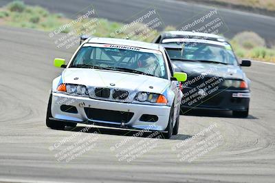 media/May-04-2025-Lucky Dog Racing (Sun) [[21629467aa]]/Turn 4 (10-1045am)/Front/